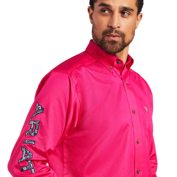 ARIAT MNS TEAM LOGO TWILL PINK