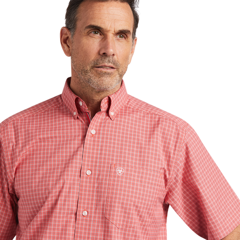 SHIRT ARIAT PRO QUILLER CLSSC SS CORAL FAN