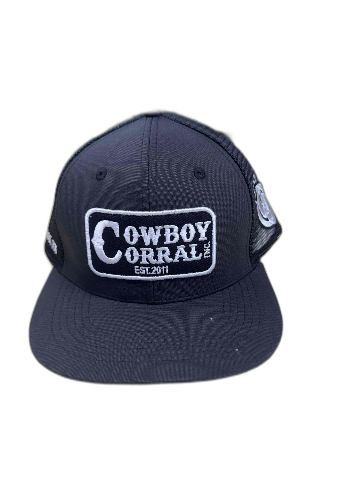 Cowboy Corral Cap White/Black